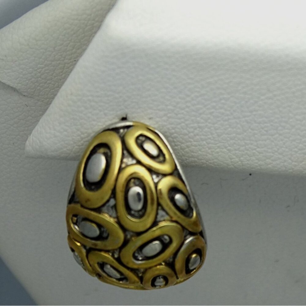 Gold & Silver-Tone Clip-On Earrings With Oval Pattern Design - Picture 2 of 3